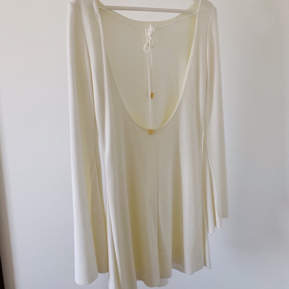 classy white dress ♡ - Picture 3 of 4